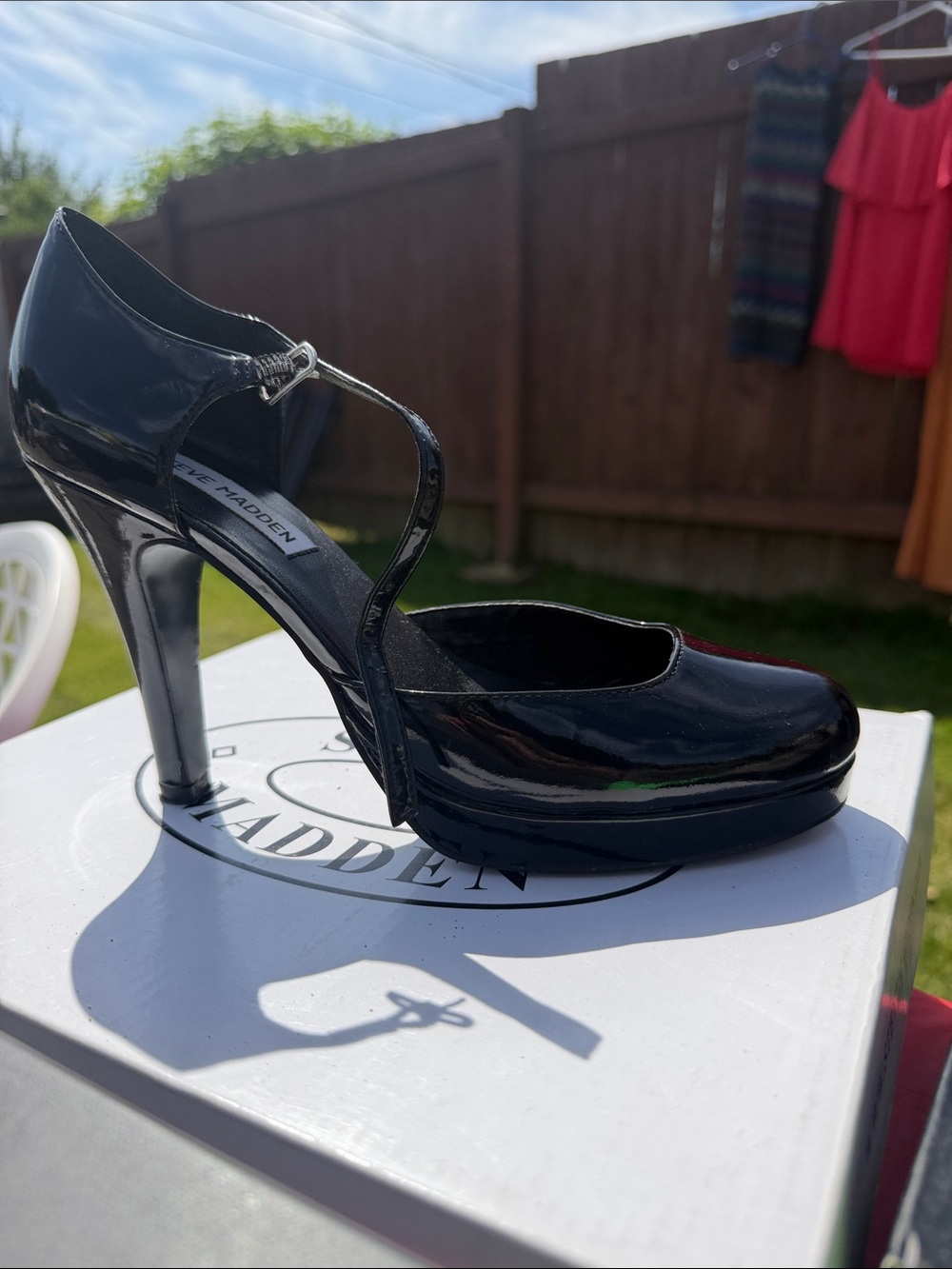 Steve Madden Black Patent Mary Jane Platform Heels